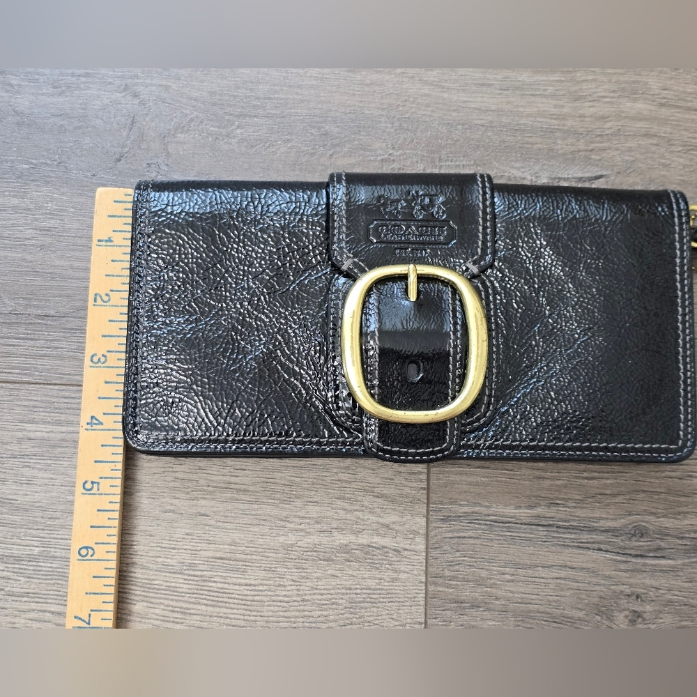 Coach Patent Leather Clutch Wristlet Black Gold Hardware Classic Lux Baddie - Picture 3 of 8